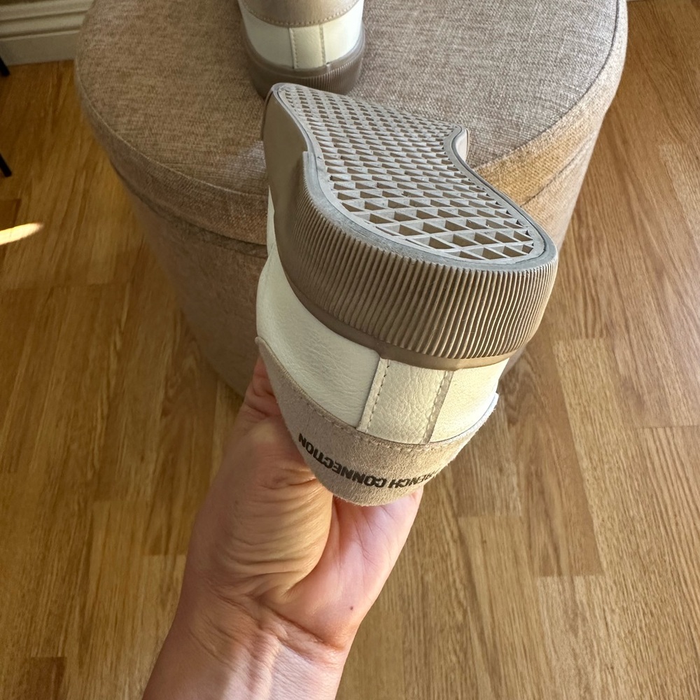 French Connection Cream Sneakers with Brown Sole - Picture 9 of 11